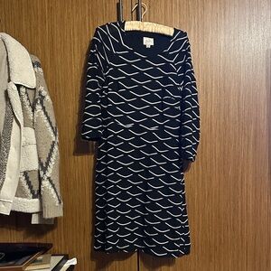 ECI Elegant Black and White Wave Pattern Dress
